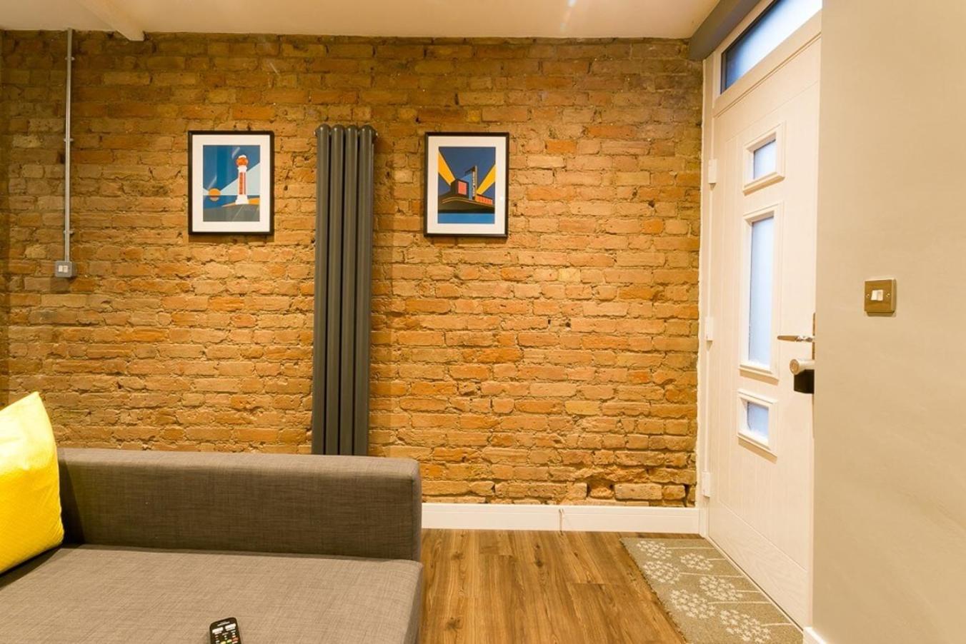 Stylish Home Close To The Beach By Adliv Margate Luaran gambar